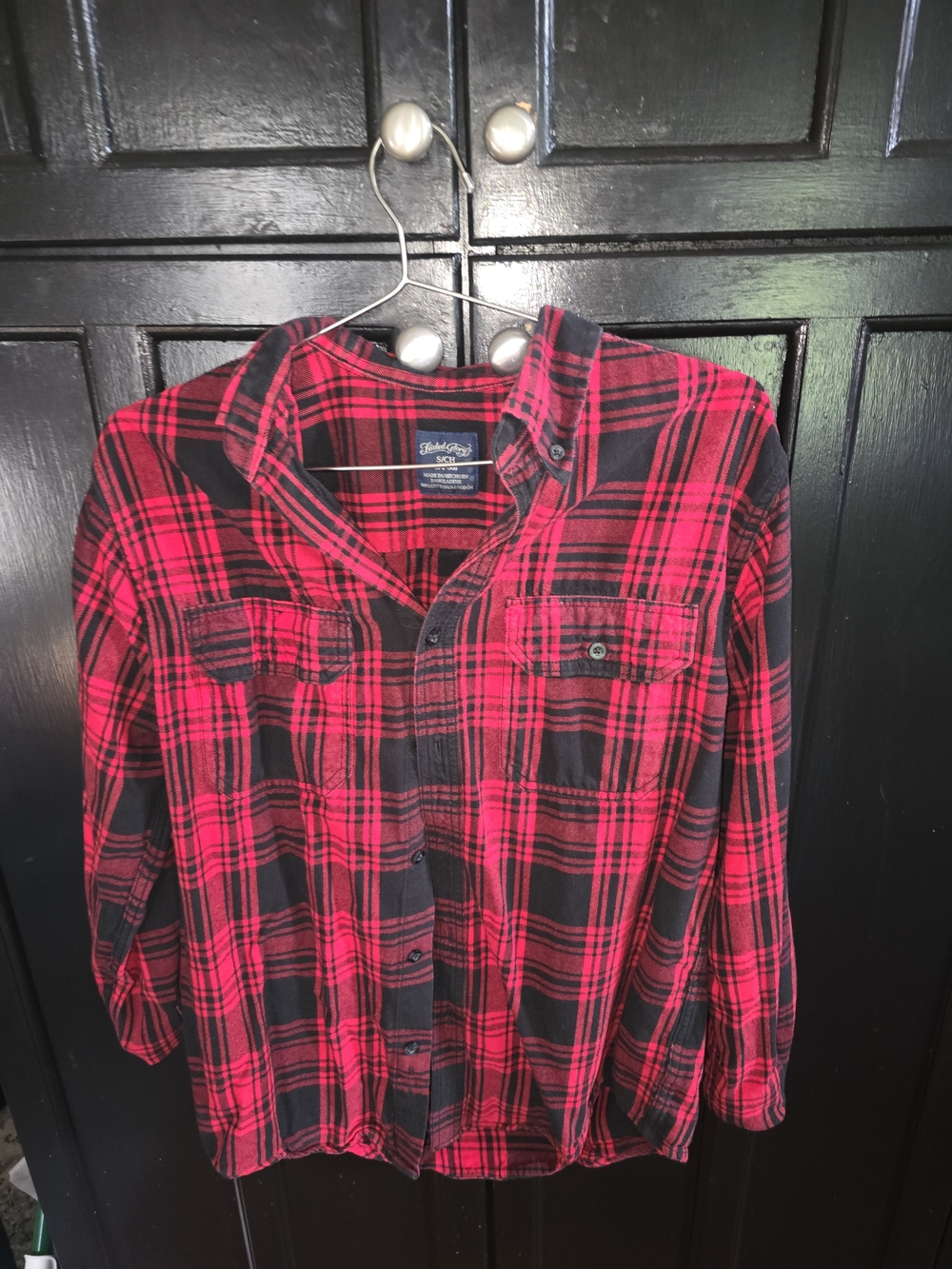 Faded Glory Red and Black Plaid Button-Down Shirt with Chest Pockets
